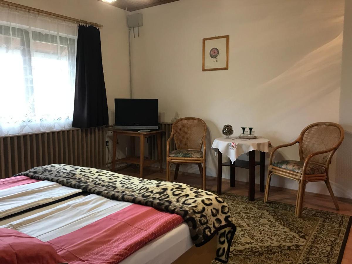 Apartman Berki Margit Hévíz Exterior foto